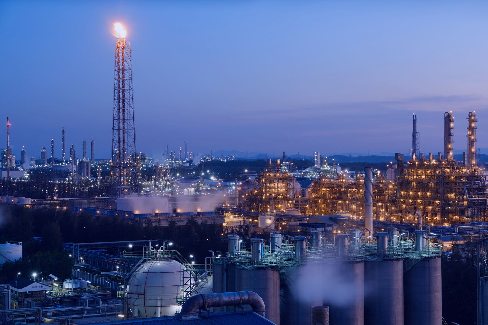 Planta industrial chilena con estructuras metálicas fabricadas por PyH Ingeniería